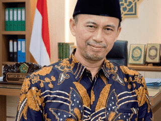 IBADAH KURBAN SARENG SOLUSI KRISIS MENTAL KIWARI